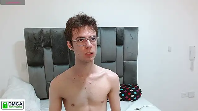 SaccharineSin online show from 28, 11, 2025