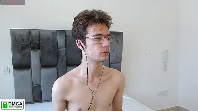 SaccharineSin online show from 30, 11, 2025