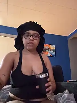 Hazel eyeddemonx online show from 18, 3, 2026