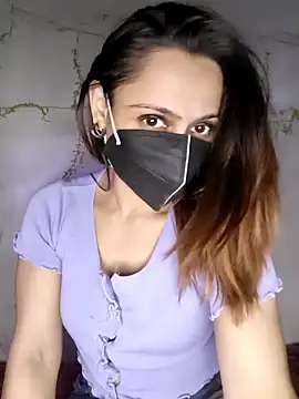 HONEY BEBS online show from 8, 2, 2026