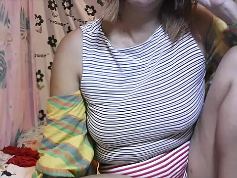 QueenGanda Palangga online show from 5, 2, 2026