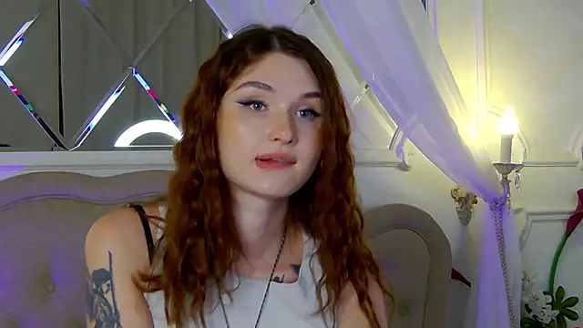 Snapshot of CrystalBrooks chatting on 29, 11, 2025 CrystalBrooks online show from 29, 11, 2025