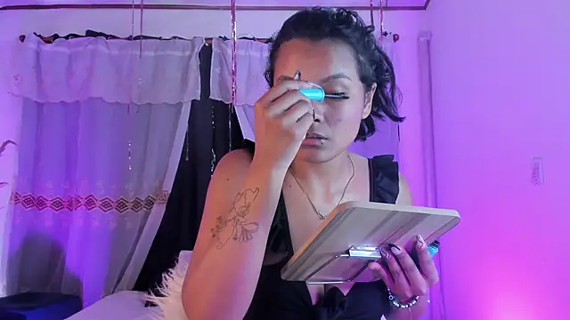 Snapshot of CloeEvans0 chatting on 30, 11, 2025 CloeEvans0 online show from 30, 11, 2025