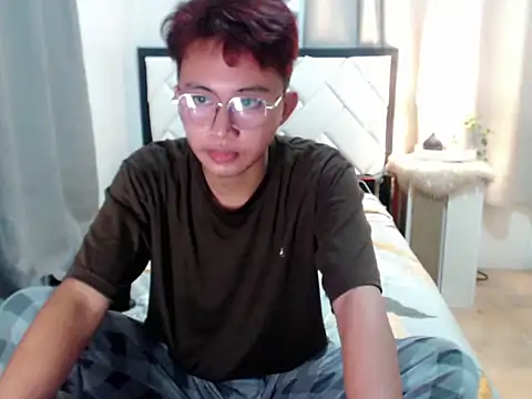 asiantwink0000 online show from 6, 2, 2026