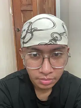 asiantwink0000 online show from 7, 2, 2026