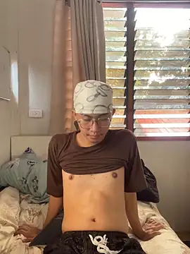 asiantwink0000 online show from 7, 2, 2026