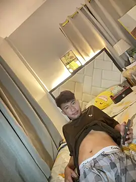 asiantwink0000 online show from 14, 1, 2026