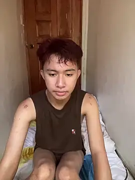 asiantwink0000 online show from 3, 2, 2026