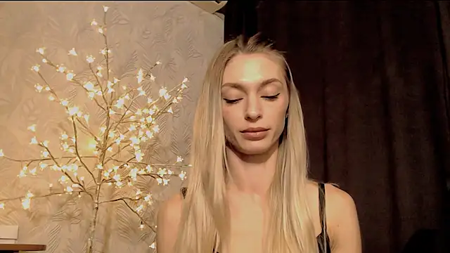 Mel chik online show from 3, 12, 2025