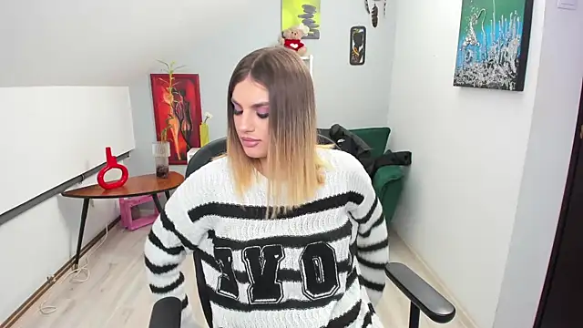 SarahOwenn online show from 16, 1, 2026