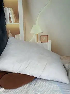 light wei online show from 18, 4, 2026