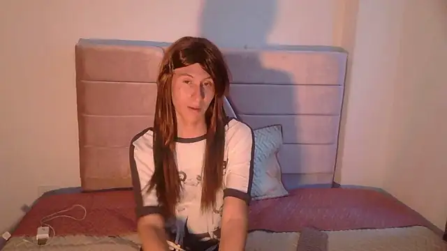 Jazmin trans online show from 3, 3, 2026