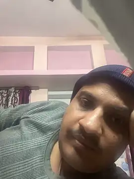 Snapshot of Saxymood1111 chatting on 28, 11, 2025 Saxymood1111 online show from 28, 11, 2025