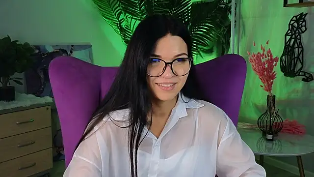 LulaMazzeo online show from 28, 11, 2025