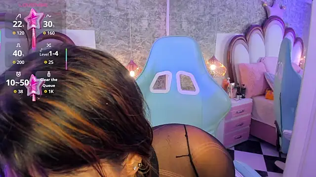 Snapshot of MoliBunny chatting on 10, 4, 2026 MoliBunny online show from 10, 4, 2026