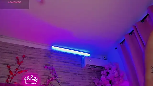 Snapshot of MoliBunny chatting on 24, 4, 2026 MoliBunny online show from 24, 4, 2026