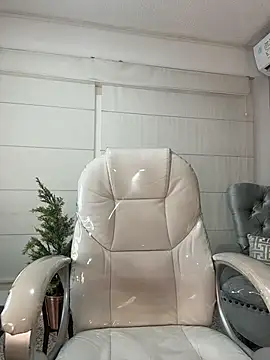 AnnaJaimes online show from 24, 7, 2026