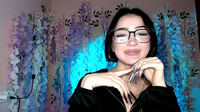 Snapshot of Sweeet_Sss chatting on 28, 11, 2025 Sweeet Sss online show from 28, 11, 2025