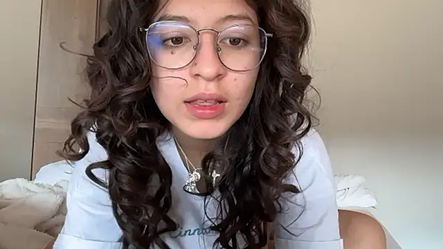 Snapshot of Alicatcua_ chatting on 31, 5, 2026 Alicatcua online show from 31, 5, 2026