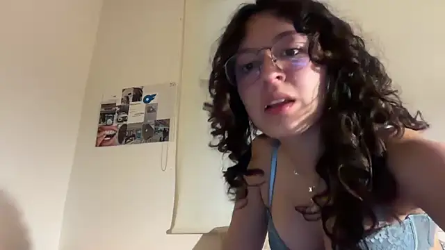 Alicatcua  online show from 23, 3, 2026