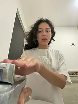 Snapshot of Alicatcua_ chatting on 1, 5, 2026 Alicatcua online show from 1, 5, 2026