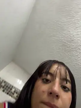 Mia fiire online show from 11, 4, 2026