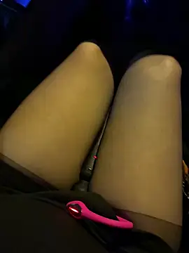 Snapshot of badesu chatting on 3, 12, 2025 badesu online show from 3, 12, 2025