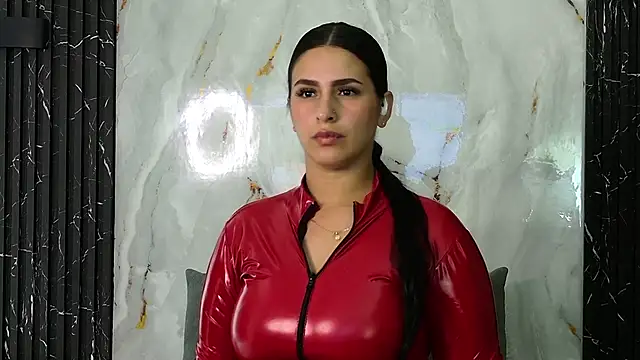 ChloeHolmes online show from 31, 5, 2026