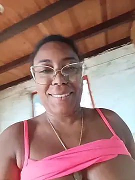 Snapshot of ChanneldelaCroix chatting on 17, 6, 2026 ChanneldelaCroix online show from 17, 6, 2026