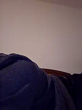 Twinky2007 online show from 5, 12, 2025