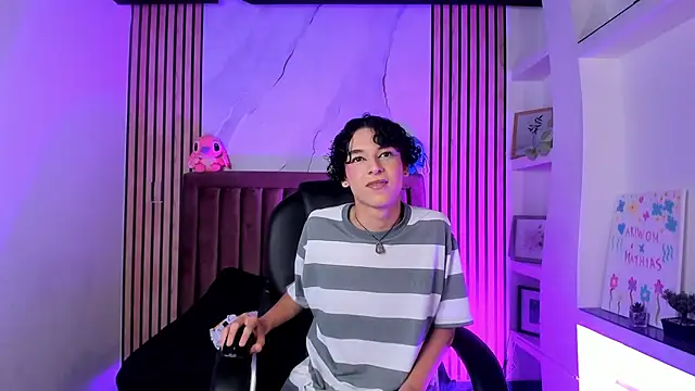 SthepanodiMonaco online show from 14, 4, 2026