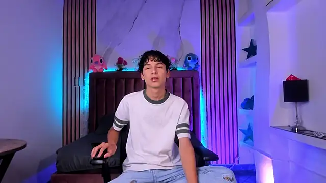 SthepanodiMonaco online show from 8, 1, 2026