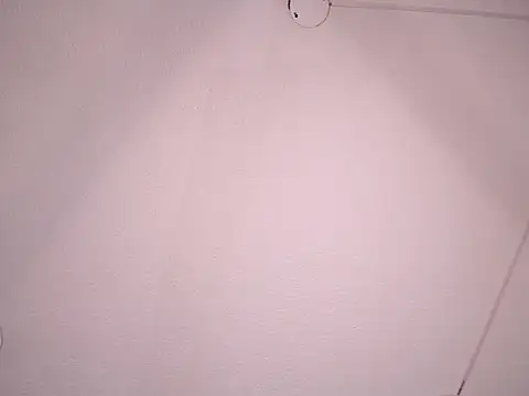 Snapshot of KellySmash chatting on 28, 11, 2025 KellySmash online show from 28, 11, 2025