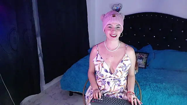 Snapshot of Dafn_12 chatting on 25, 6, 2026 Dafn 12 online show from 25, 6, 2026