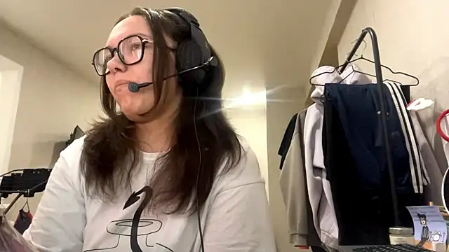 KerriMcbreen online show from 29, 11, 2025