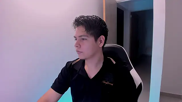 Snapshot of Asta_YunoXXX chatting on 5, 6, 2026 Asta YunoXXX online show from 5, 6, 2026