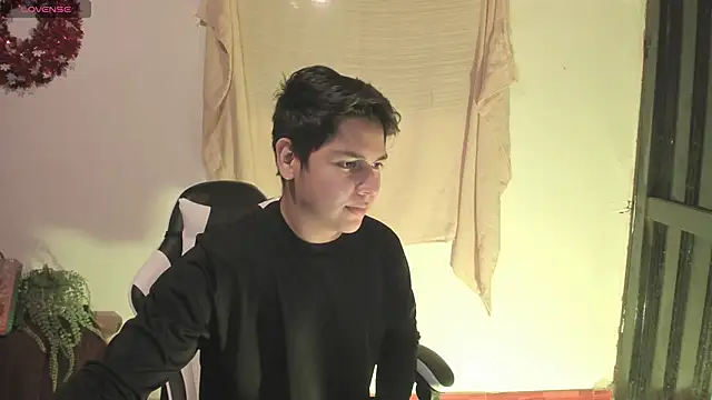 Asta YunoXXX online show from 15, 12, 2025