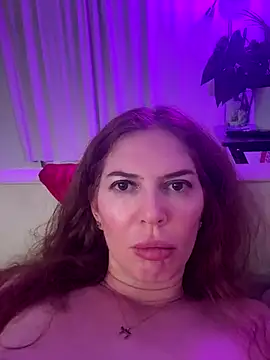 Snapshot of redheadangel_5 chatting on 28, 11, 2025 redheadangel 5 online show from 28, 11, 2025