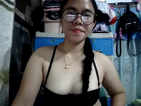 xxdreamgirl69 online show from 4, 3, 2026