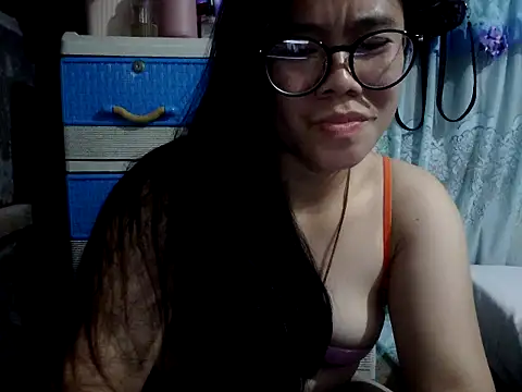 xxdreamgirl69 online show from 28, 2, 2026