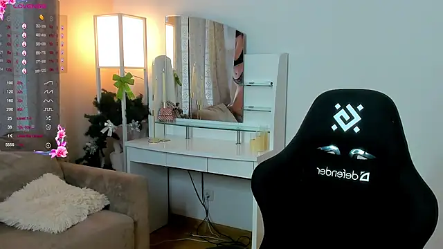 Viola Rivera online show from 16, 12, 2025