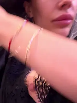 Sweet little gir online show from 15, 1, 2026