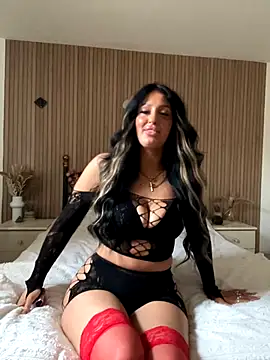 Snapshot of Lolaxox_ chatting on 28, 11, 2025 Lolaxox online show from 28, 11, 2025