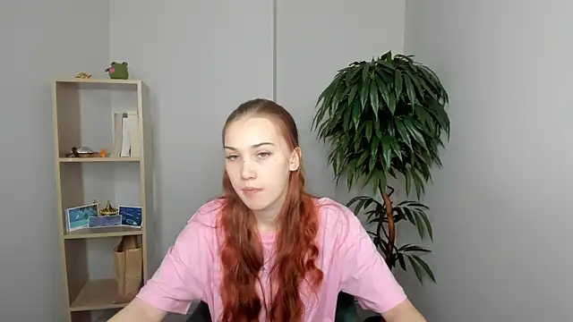 ElizaHunkins online show from 1, 12, 2025