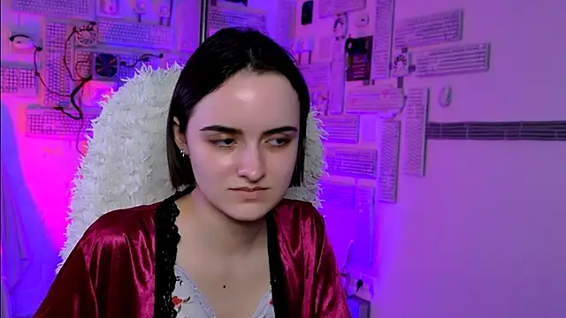 KateWillows online show from 27, 3, 2026