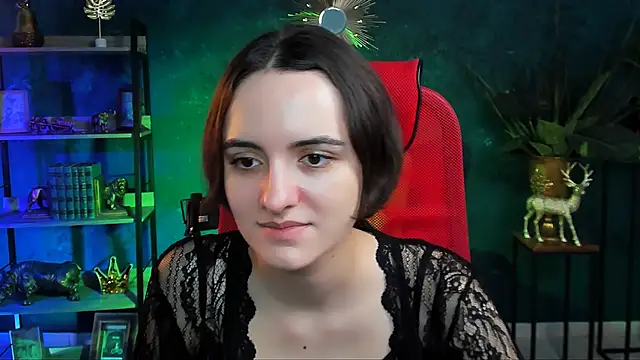 KateWillows online show from 1, 2, 2026