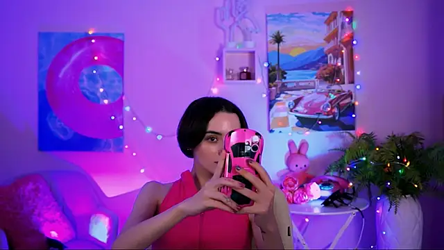 KateWillows online show from 19, 12, 2025