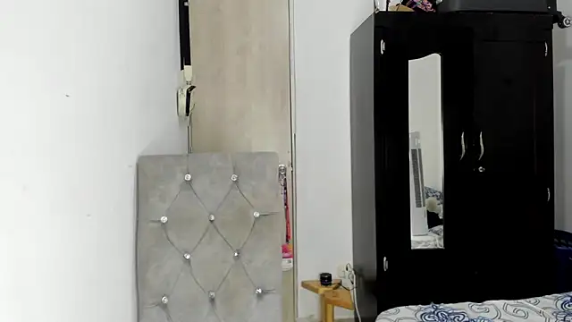 Snapshot of Darktemp_ chatting on 3, 5, 2026 Darktemp online show from 3, 5, 2026