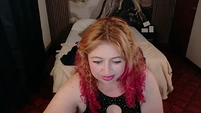 MilfArlet online show from 5, 1, 2026