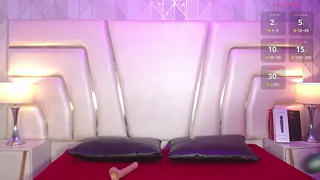 MarianaMontezz online show from 10, 4, 2026